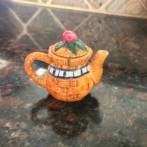 Mini teapot